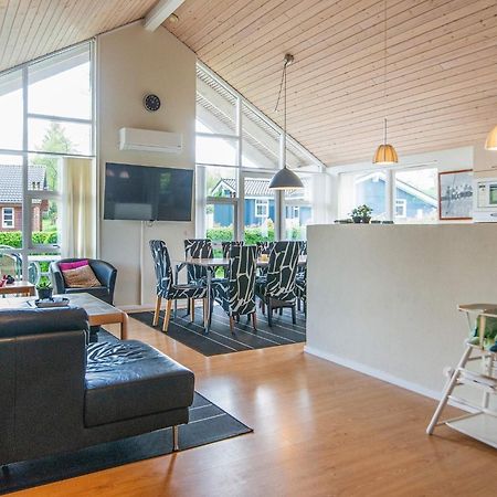 12 Person Holiday Home In Aabenraa Loddenhøj エクステリア 写真