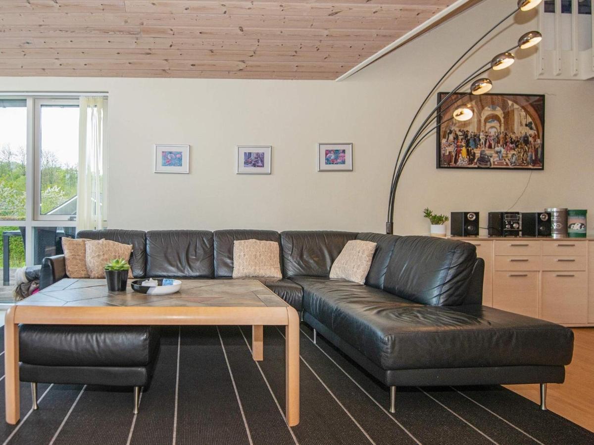 12 Person Holiday Home In Aabenraa Loddenhøj エクステリア 写真